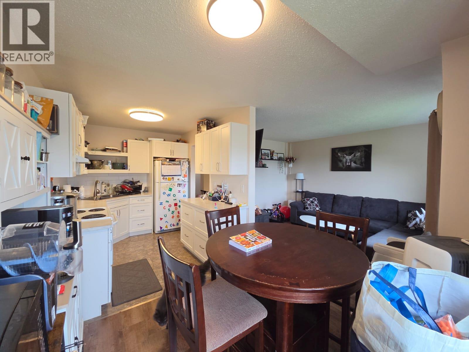 4911/4913 56 Avenue, Pouce Coupe, British Columbia  V0C 2C0 - Photo 5 - 10395717