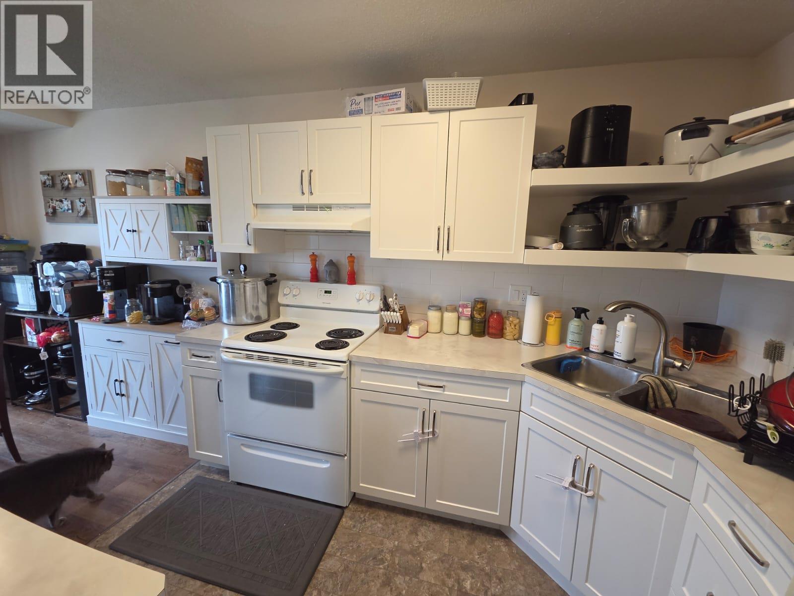 4911/4913 56 Avenue, Pouce Coupe, British Columbia  V0C 2C0 - Photo 9 - 10395717
