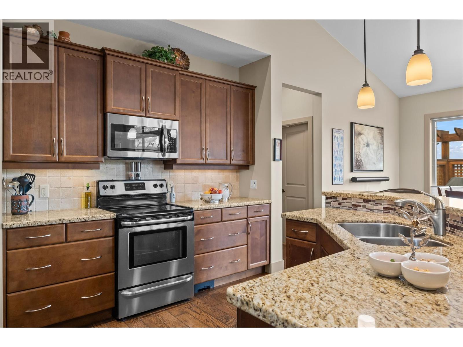 2233 Terrero Place, West Kelowna, British Columbia  V4T 3B7 - Photo 10 - 10395368