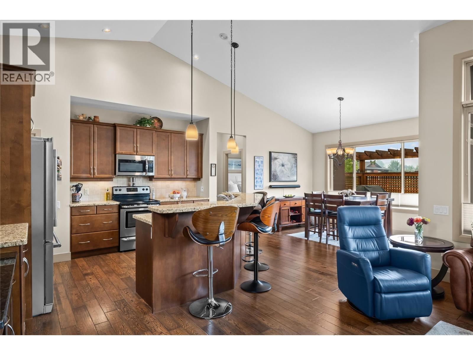 2233 Terrero Place, West Kelowna, British Columbia  V4T 3B7 - Photo 5 - 10395368