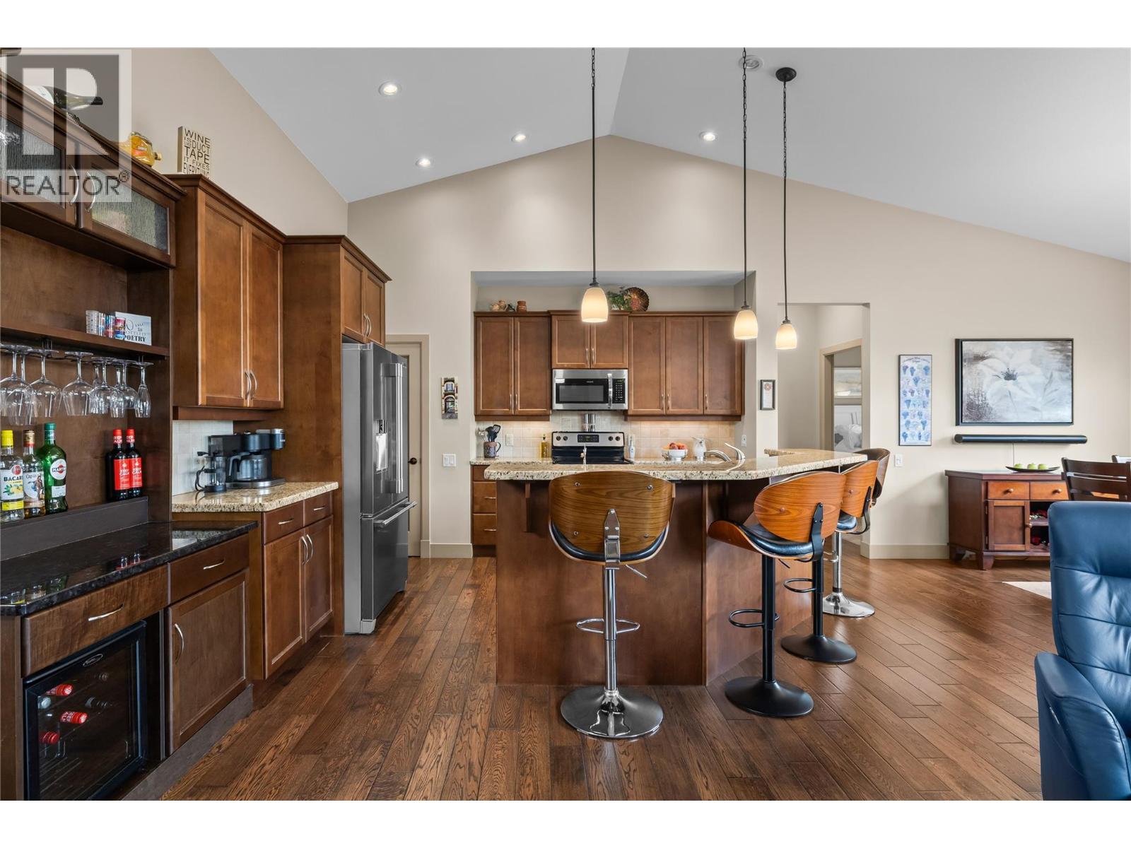 2233 Terrero Place, West Kelowna, British Columbia  V4T 3B7 - Photo 6 - 10395368