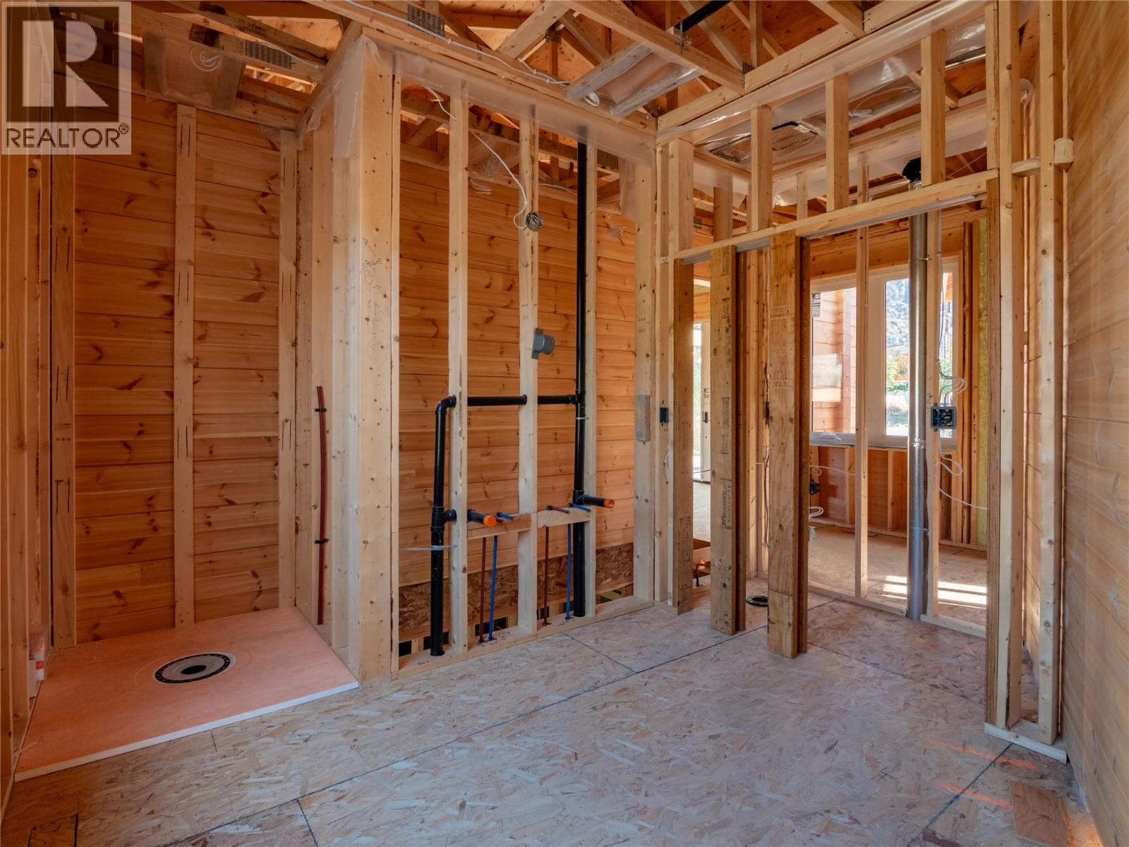 4850 Bassett Avenue, Okanagan Falls, British Columbia  V0H 1R2 - Photo 32 - 10395936