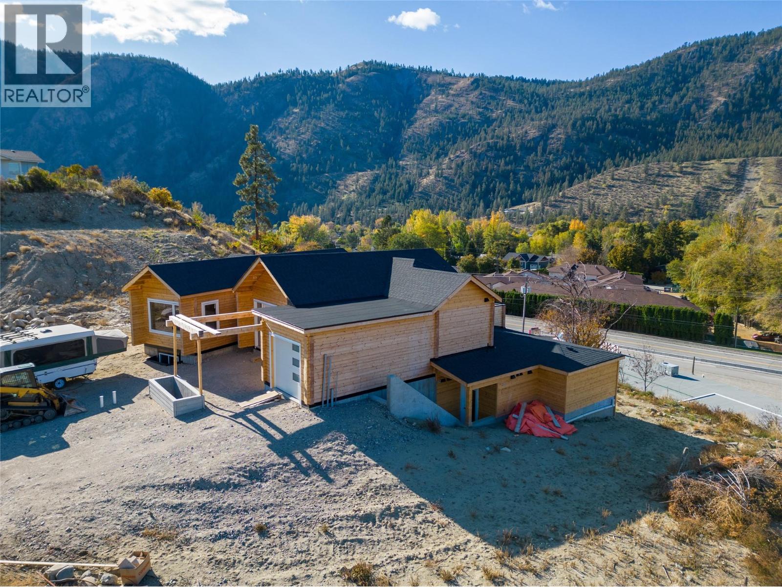 4850 Bassett Avenue, Okanagan Falls, British Columbia  V0H 1R2 - Photo 9 - 10395936