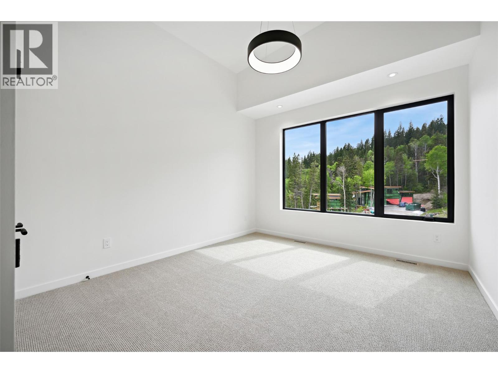 6200 Columbia Lake Road Unit# 4, Columbia Lake, British Columbia  V0B 1L2 - Photo 75 - 10395568