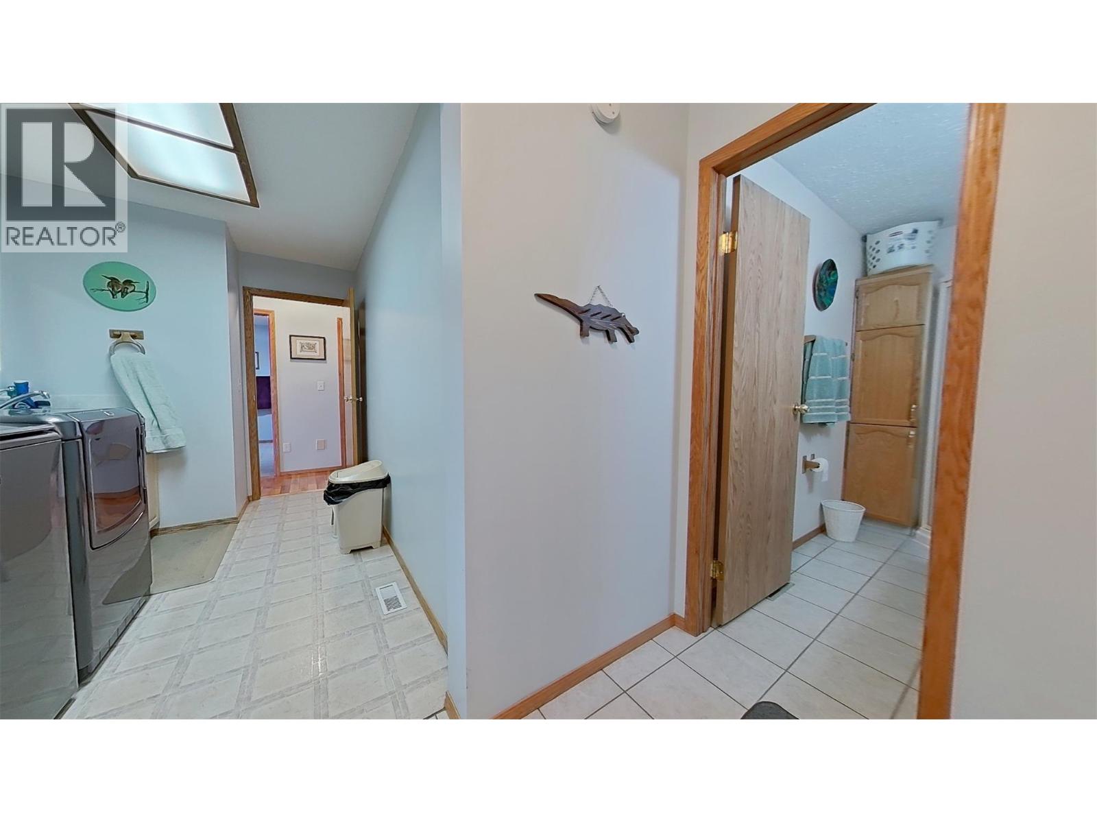 915 Huscroft Rd Street, Lister, British Columbia  V0B 1G2 - Photo 20 - 10395283