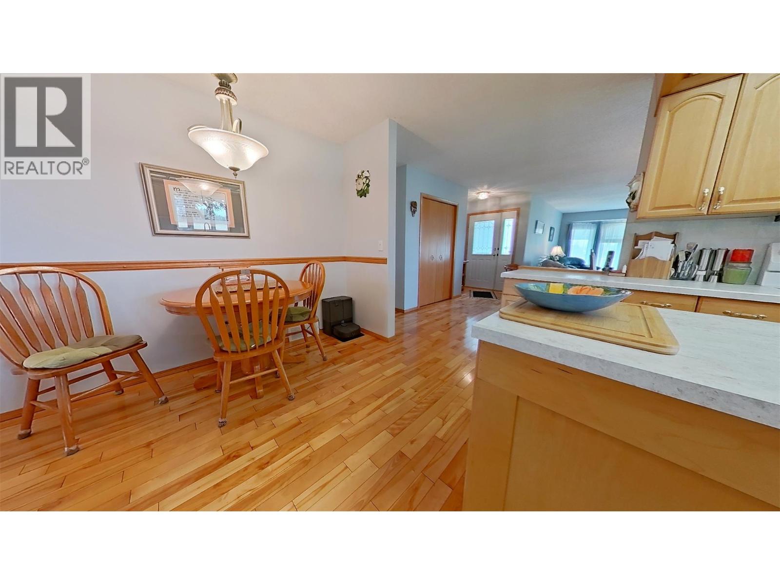 915 Huscroft Rd Street, Lister, British Columbia  V0B 1G2 - Photo 32 - 10395283