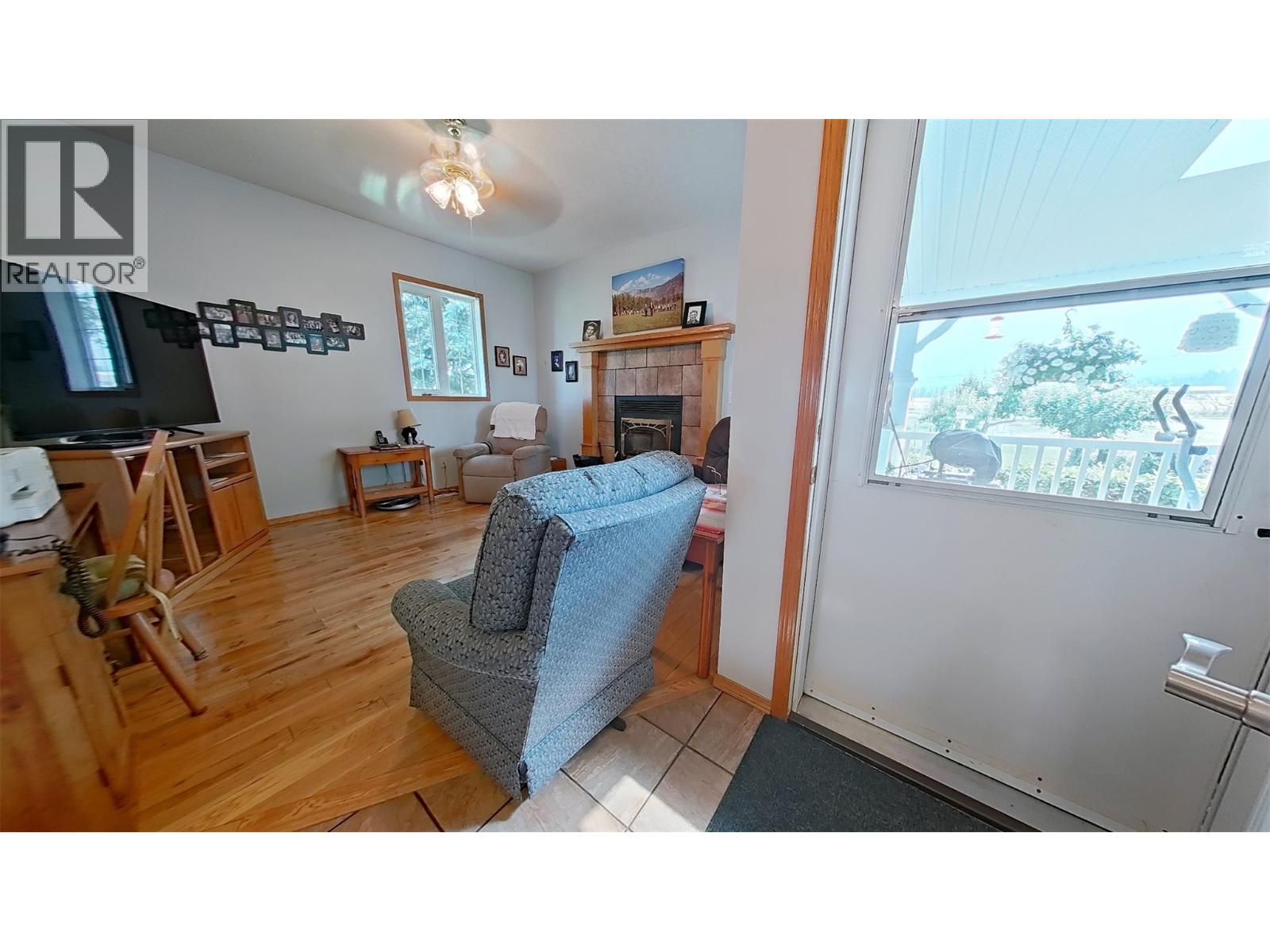 915 Huscroft Rd Street, Lister, British Columbia  V0B 1G2 - Photo 34 - 10395283