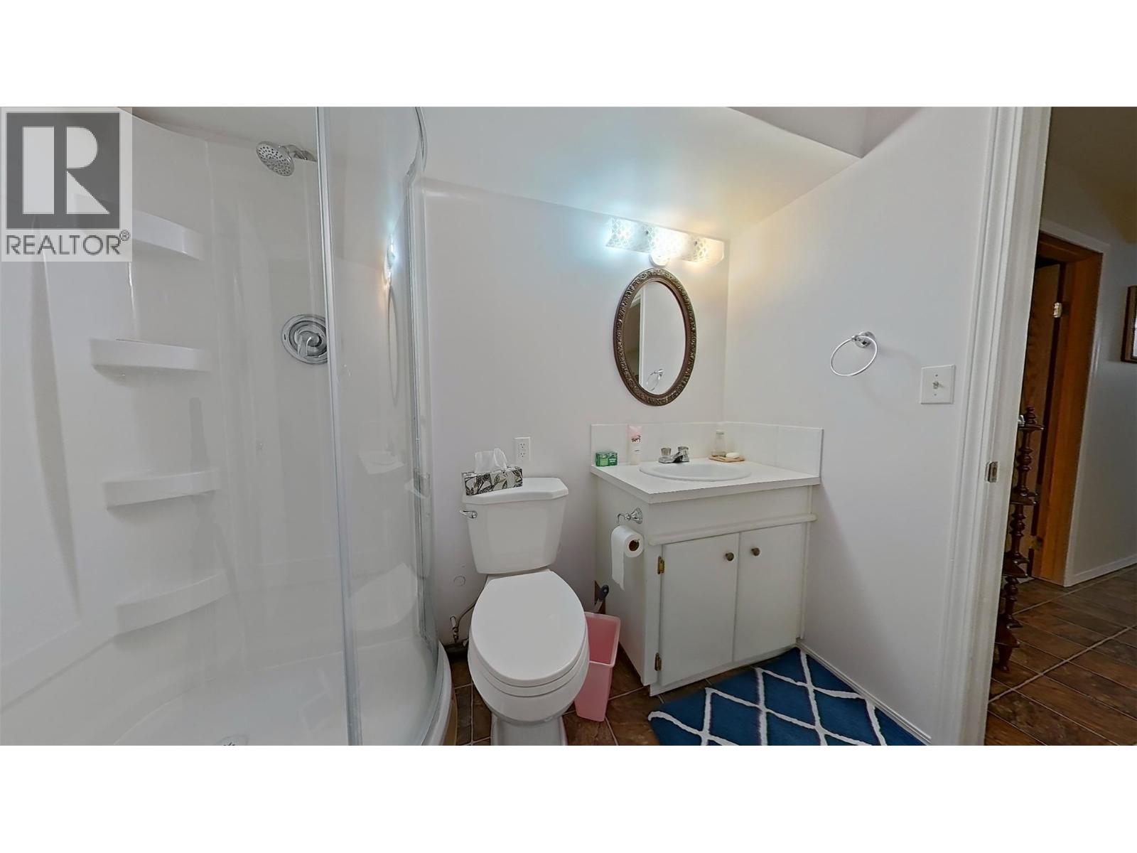 915 Huscroft Rd Street, Lister, British Columbia  V0B 1G2 - Photo 49 - 10395283