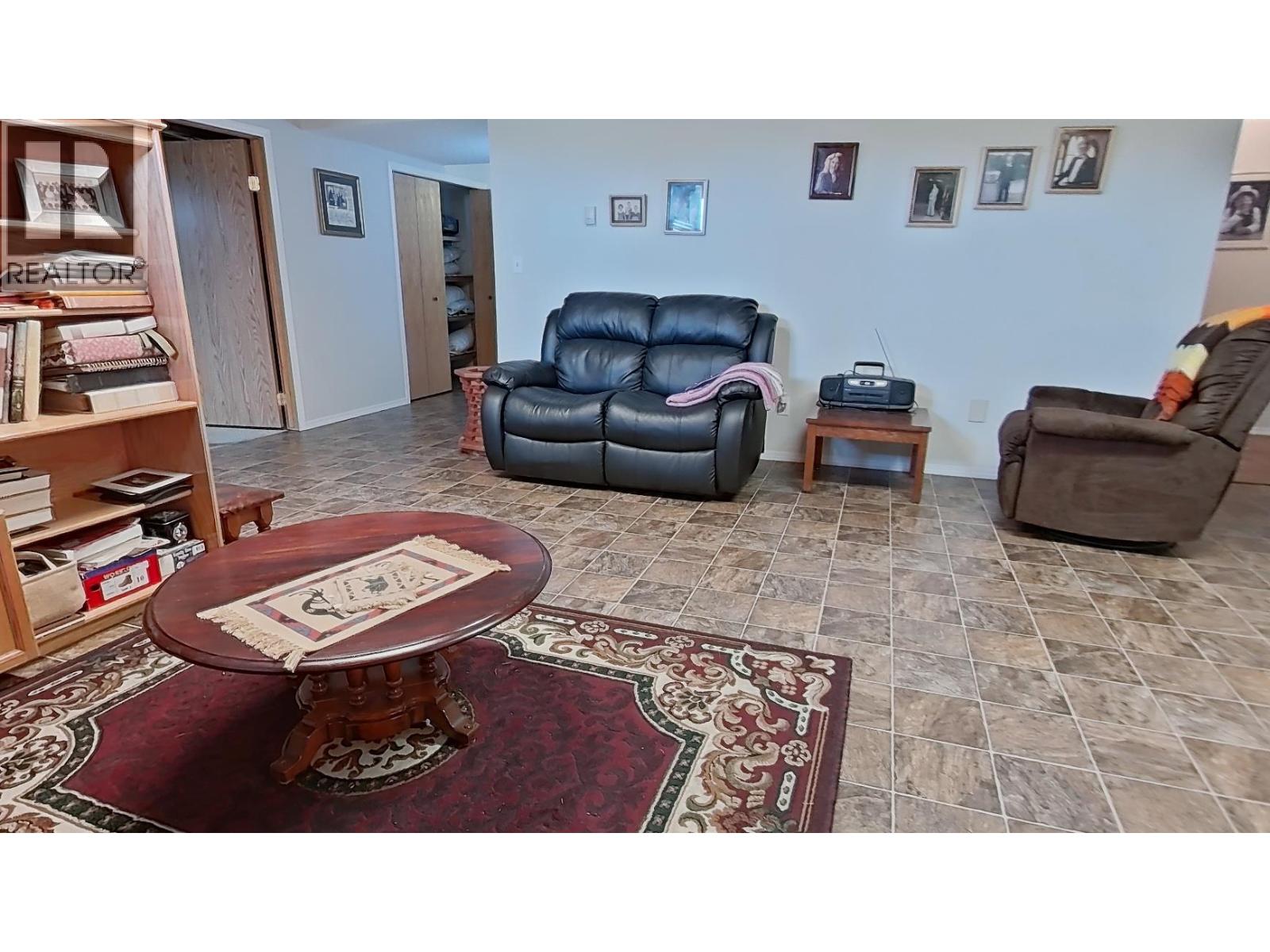 915 Huscroft Rd Street, Lister, British Columbia  V0B 1G2 - Photo 53 - 10395283