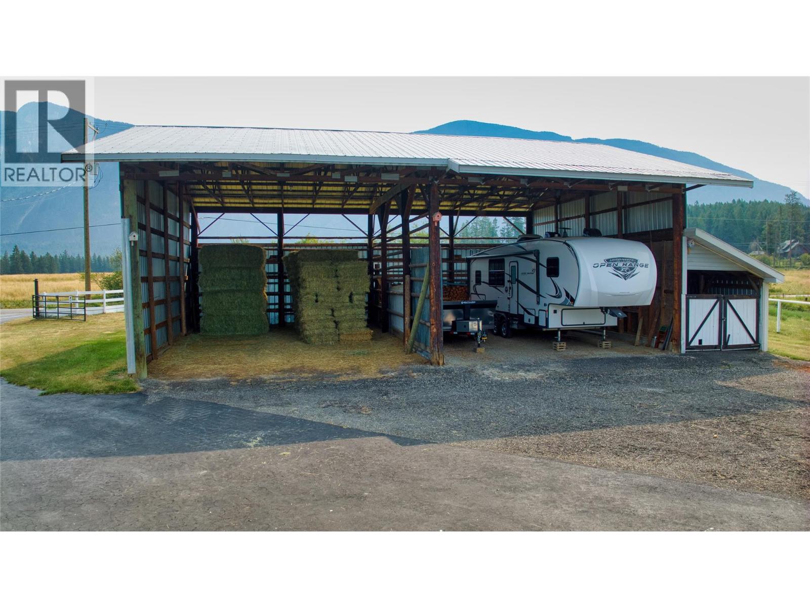 915 Huscroft Rd Street, Lister, British Columbia  V0B 1G2 - Photo 77 - 10395283