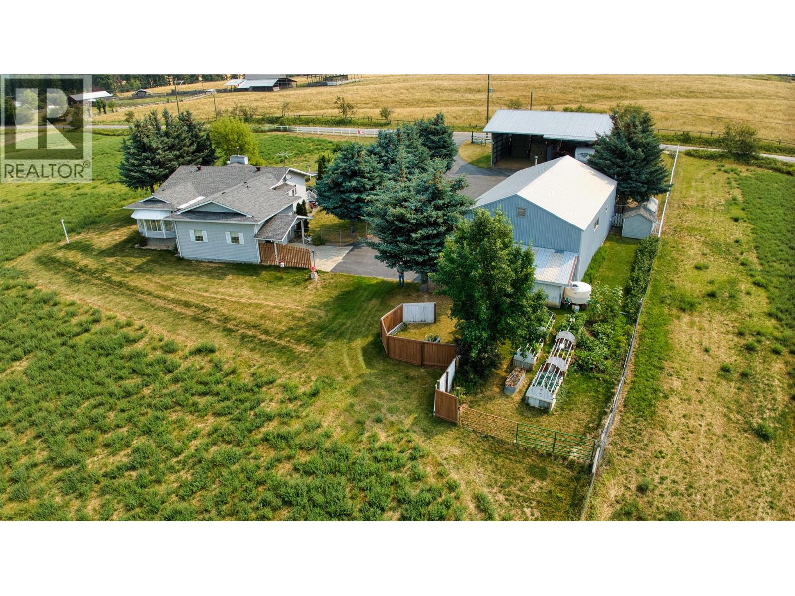 915 Huscroft Rd Street, Lister, British Columbia  V0B 1G2 - Photo 82 - 10395283