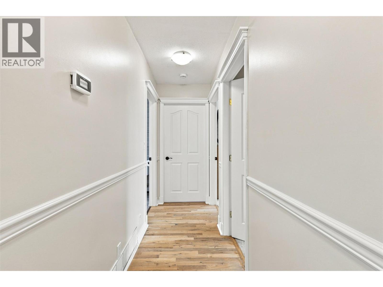 897 Wawn Road, Kamloops, British Columbia  V2B 6N3 - Photo 36 - 10395907