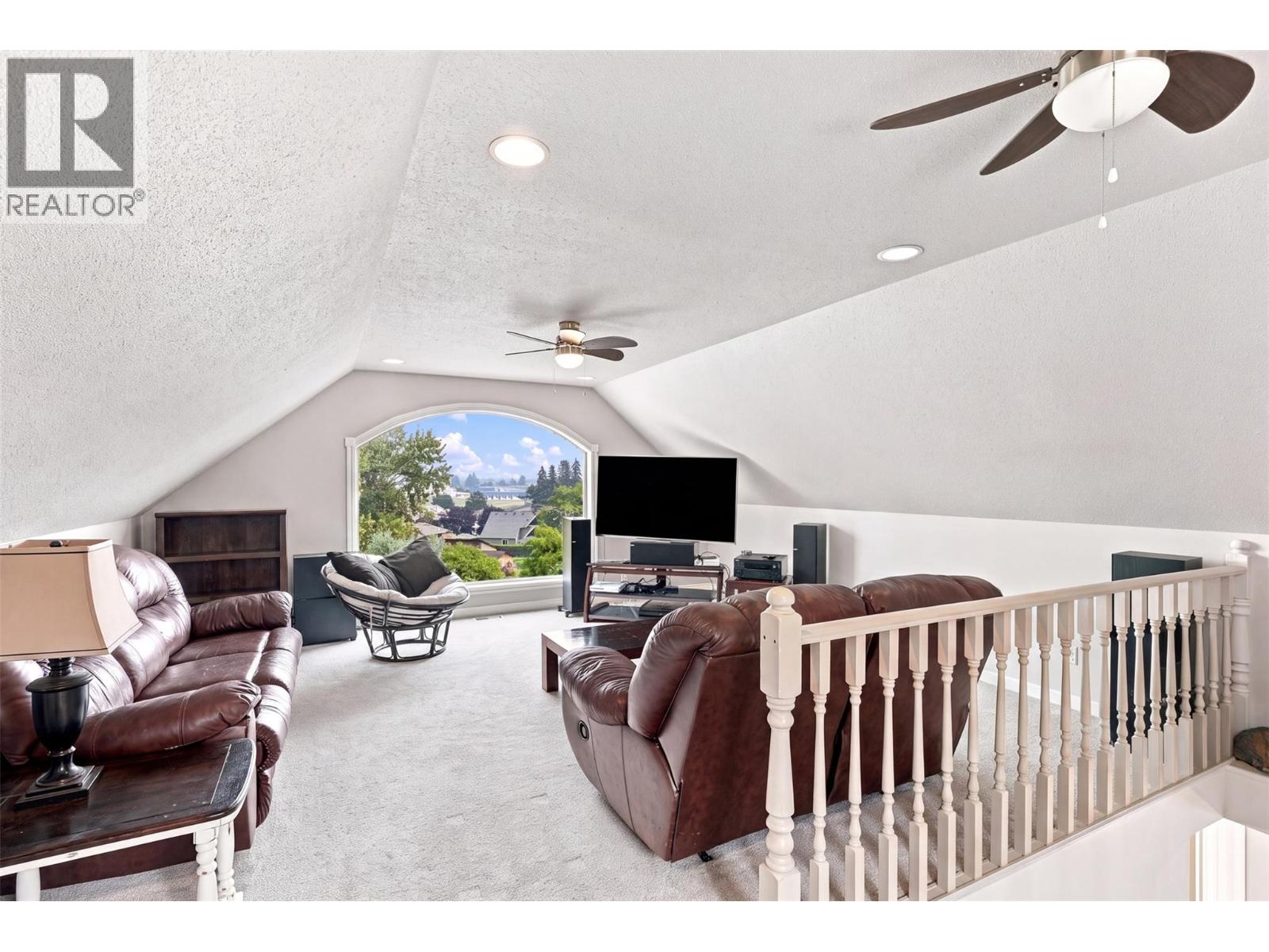 897 Wawn Road, Kamloops, British Columbia  V2B 6N3 - Photo 44 - 10395907