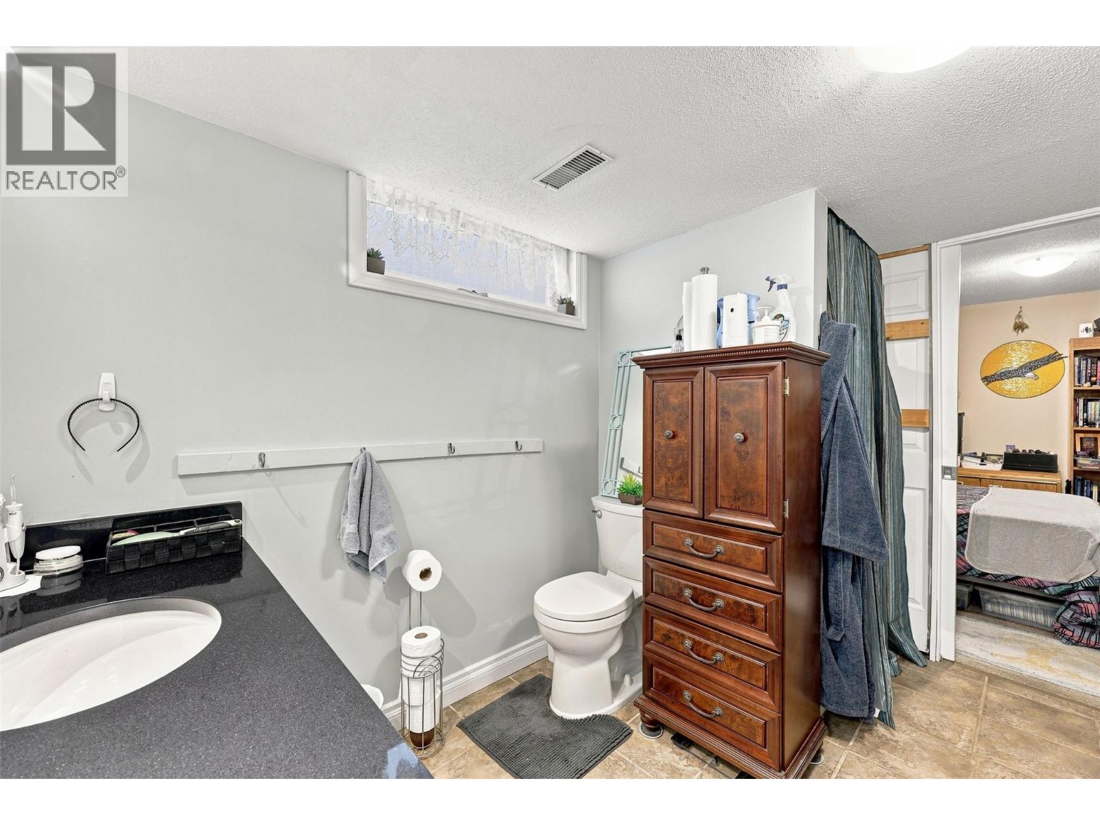 897 Wawn Road, Kamloops, British Columbia  V2B 6N3 - Photo 63 - 10395907