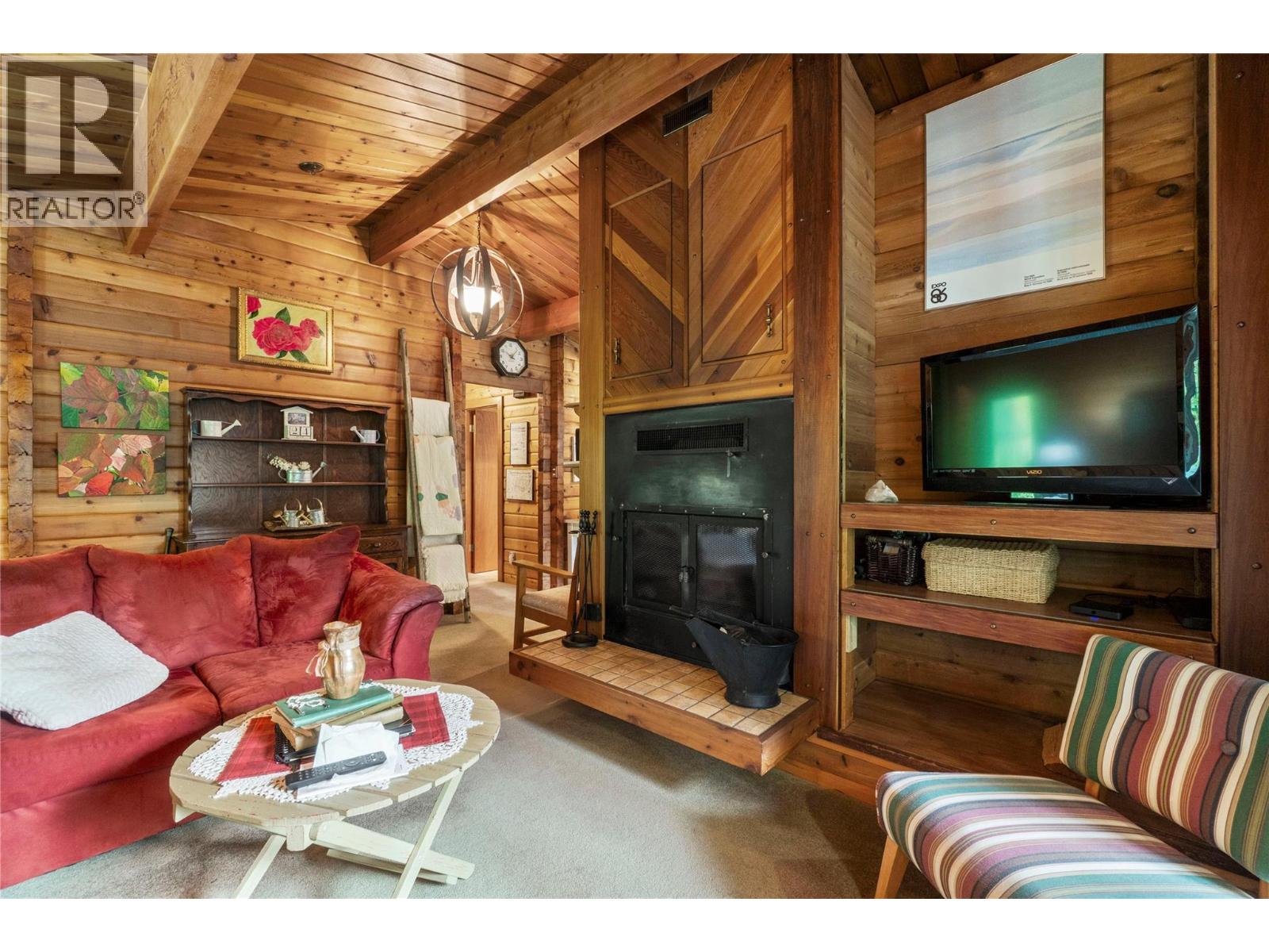 7420 Stampede Trail, Anglemont, British Columbia  V0E 1M8 - Photo 13 - 10396007
