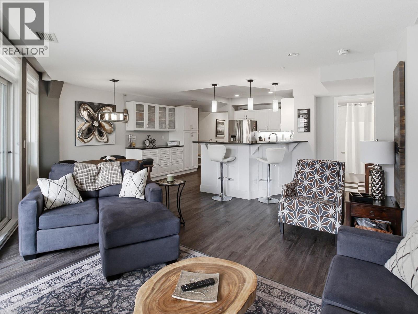 1088 Sunset Drive Unit# 242, Kelowna, British Columbia  V1Y 9W1 - Photo 3 - 10395938