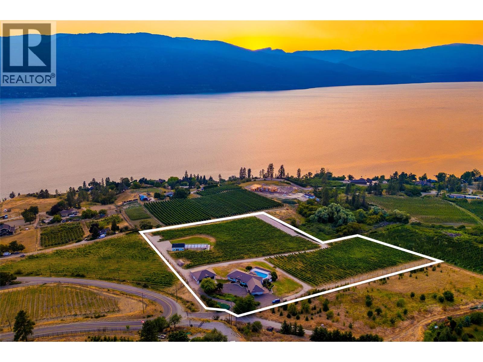 1090 Camp Road, Lake Country, British Columbia  V4V 2H4 - Photo 3 - 10395151
