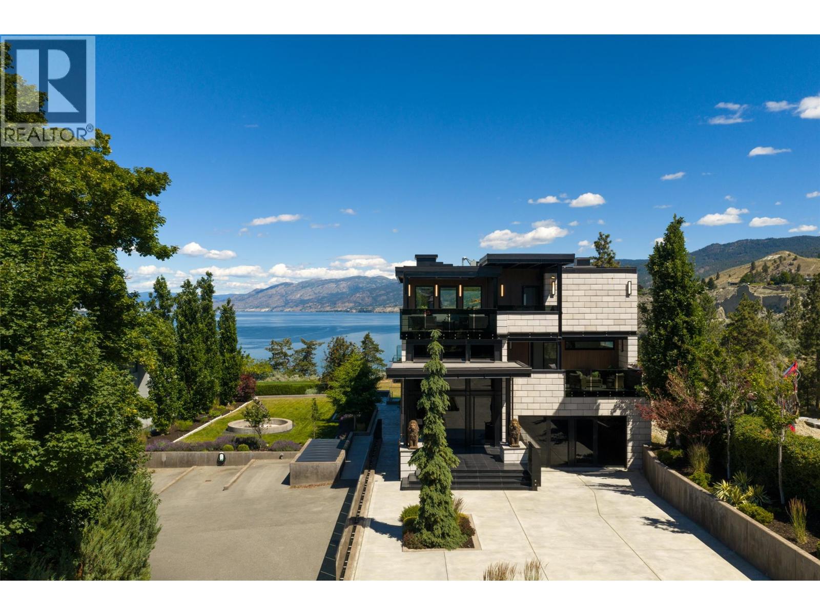 581 & 571 Vancouver Avenue, Penticton, British Columbia  V2A 1A4 - Photo 3 - 10396015