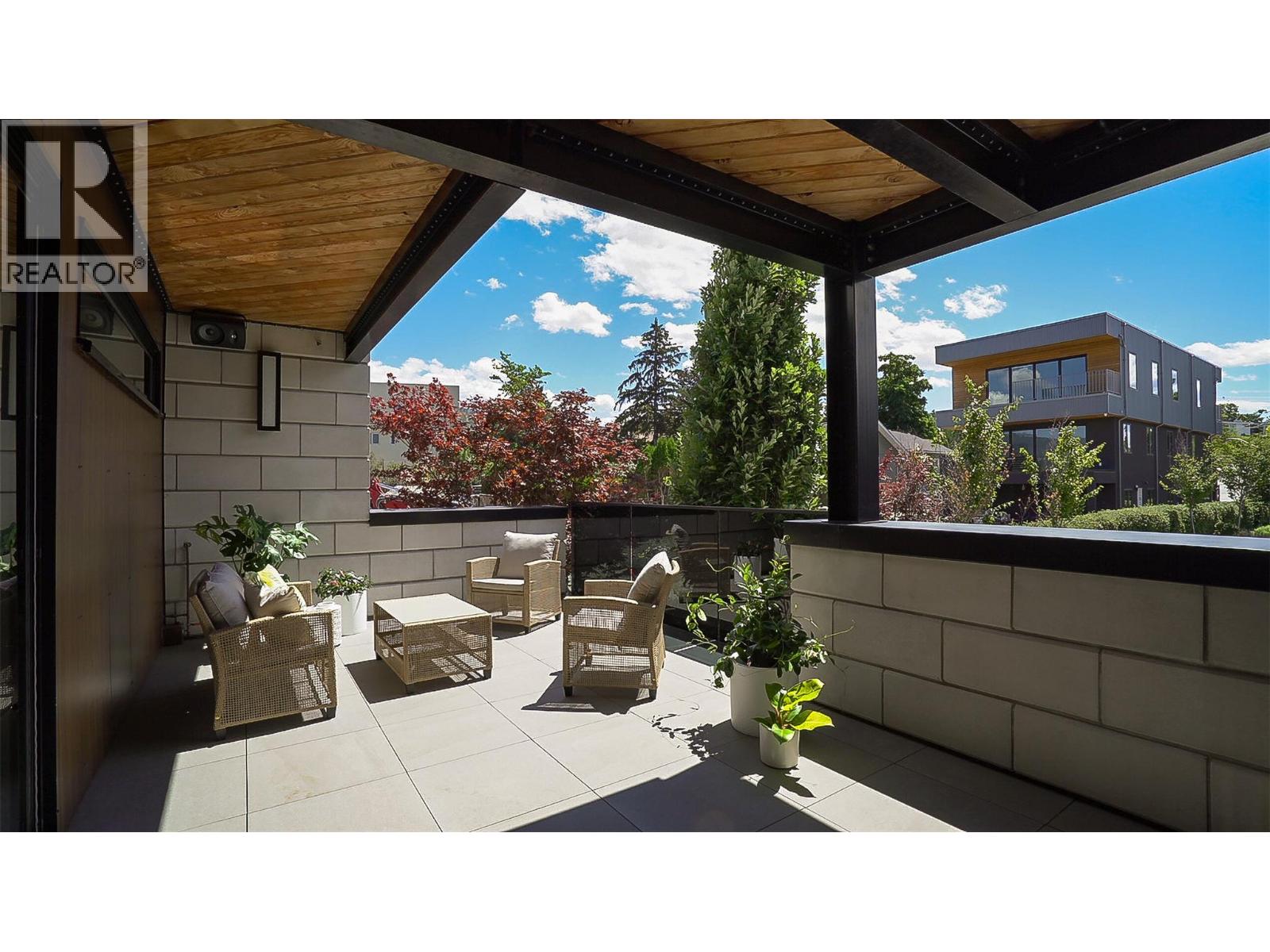 581 & 571 Vancouver Avenue, Penticton, British Columbia  V2A 1A4 - Photo 31 - 10396015