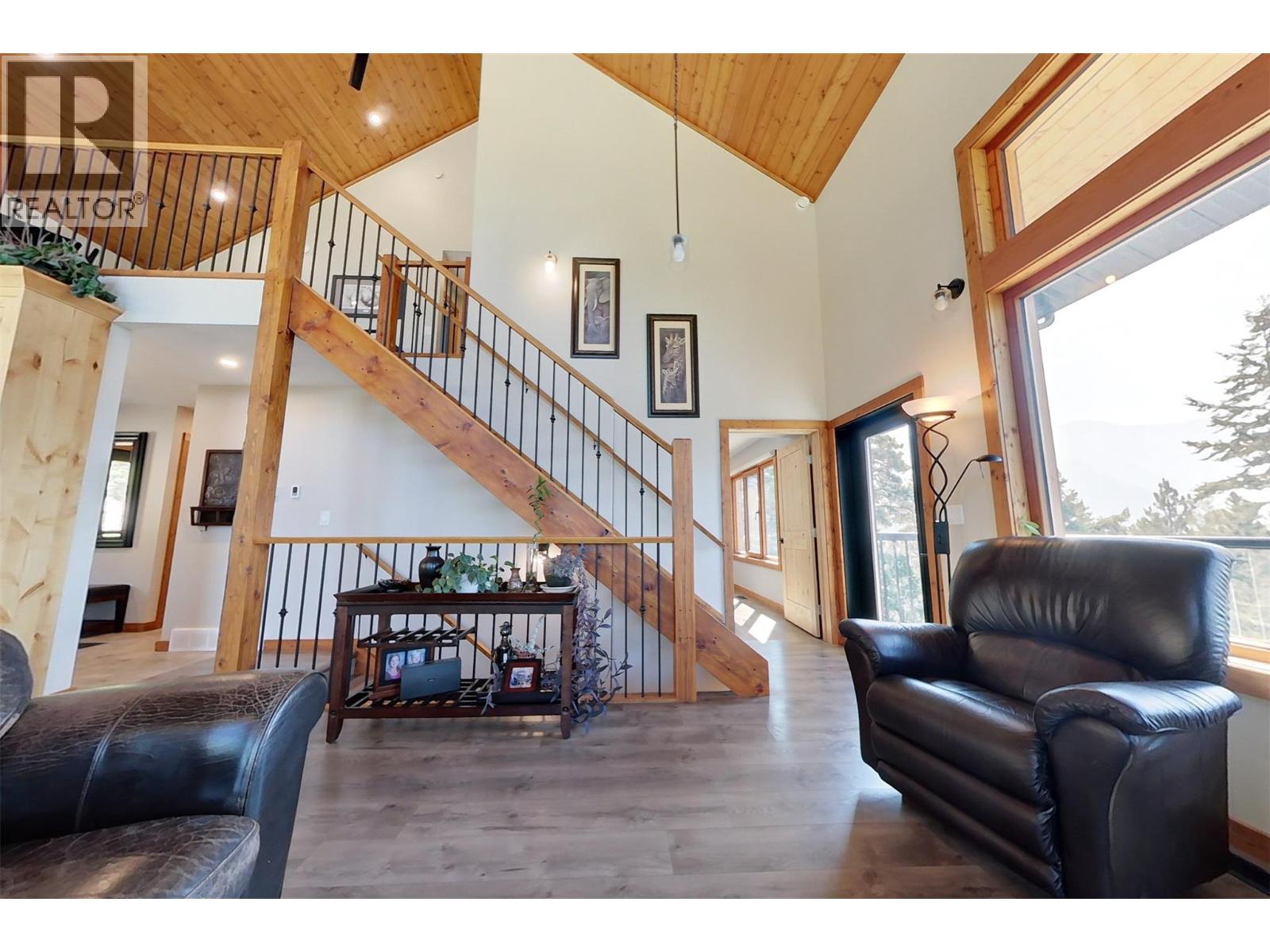 3820 Sun Ridge Road, Creston, British Columbia  V0B 1G1 - Photo 9 - 10395934