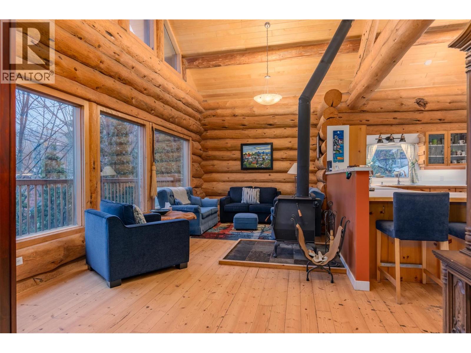 2266 Fifth Avenue, Rossland, British Columbia  V0G 1Y0 - Photo 14 - 10395675