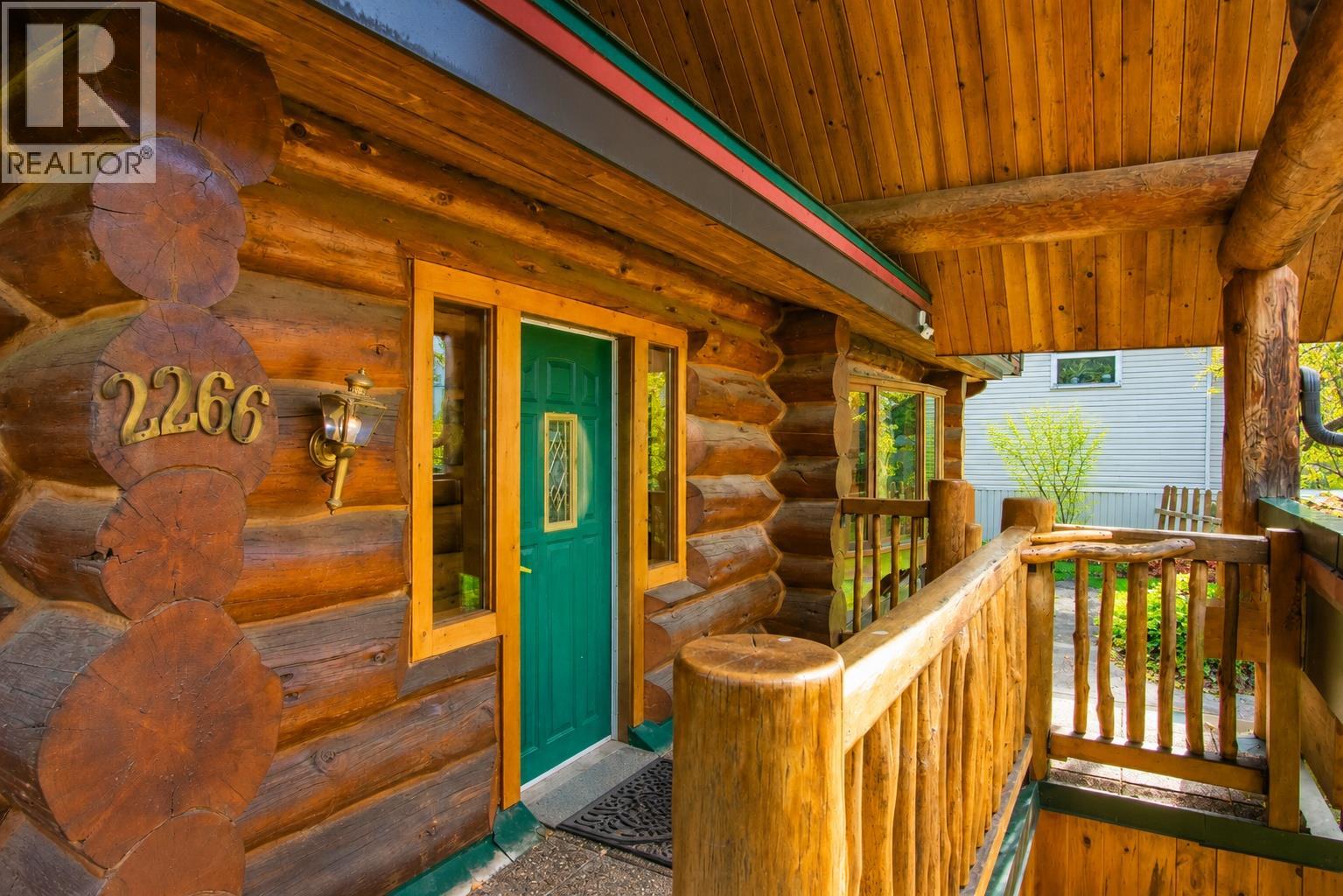 2266 Fifth Avenue, Rossland, British Columbia  V0G 1Y0 - Photo 55 - 10395675