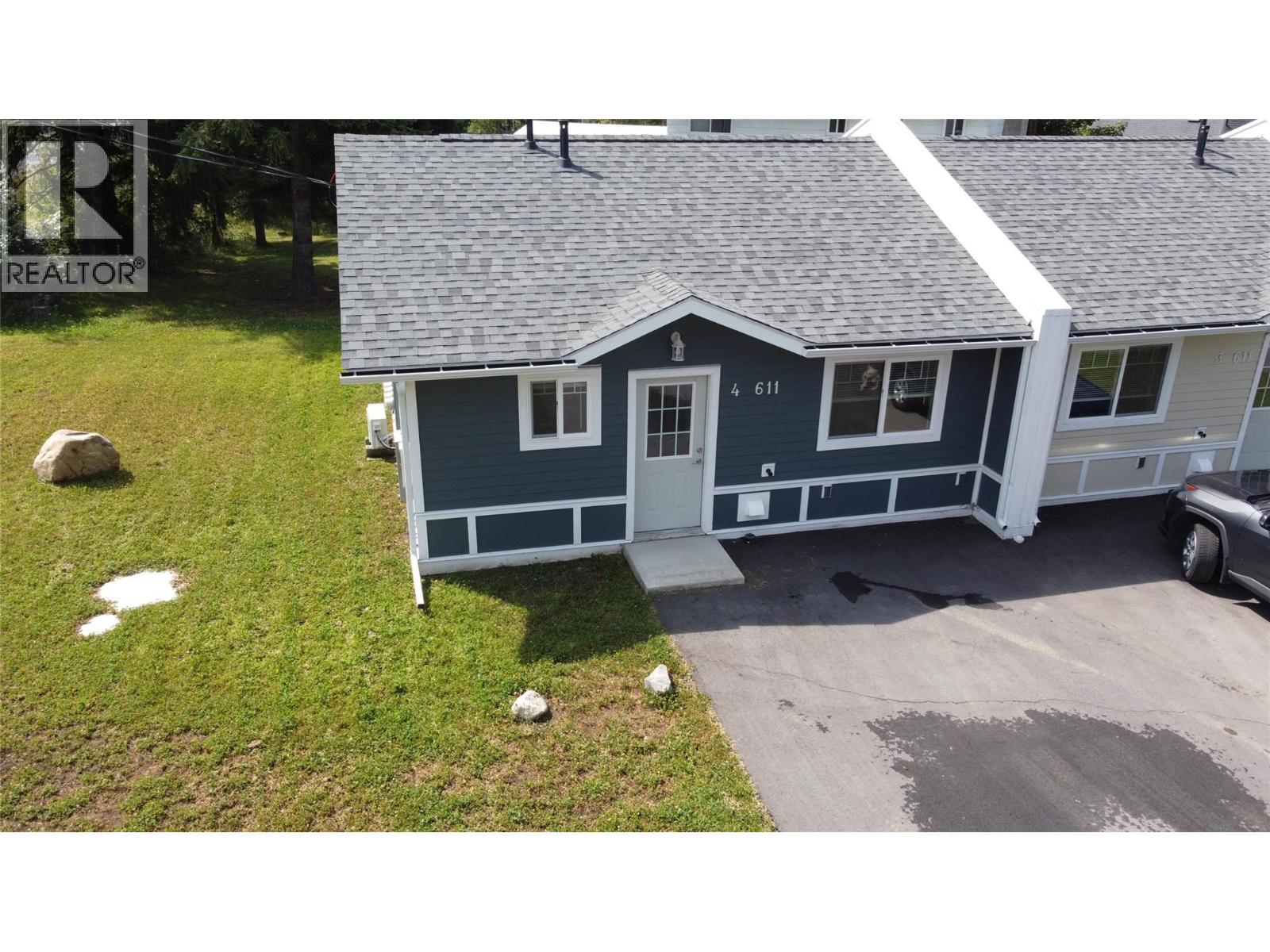 611 Casley Court Unit# 4, New Denver, British Columbia  V0G 1S1 - Photo 1 - 10395763