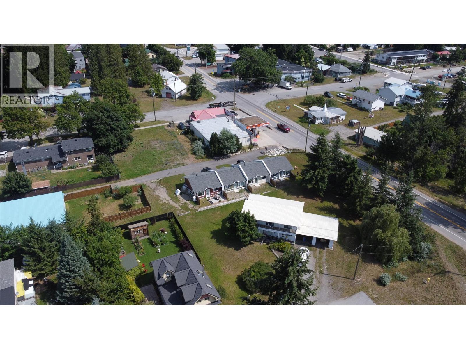 611 Casley Court Unit# 4, New Denver, British Columbia  V0G 1S1 - Photo 4 - 10395763