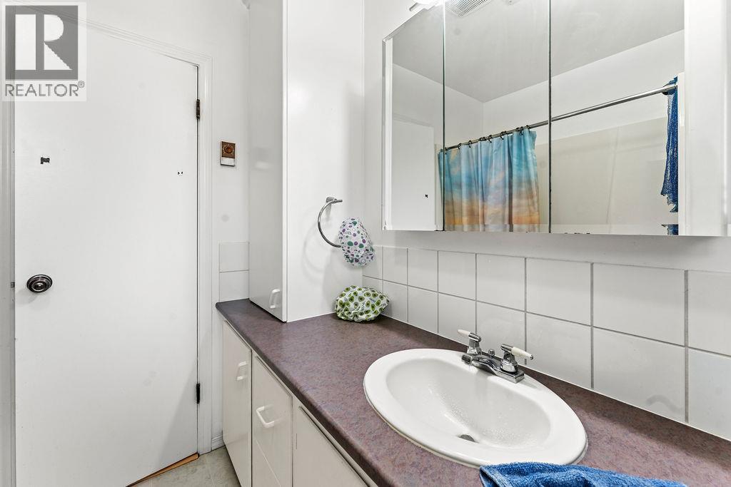 2310 Greenfield Avenue, Kamloops, British Columbia  V2B 4P4 - Photo 17 - 10395964