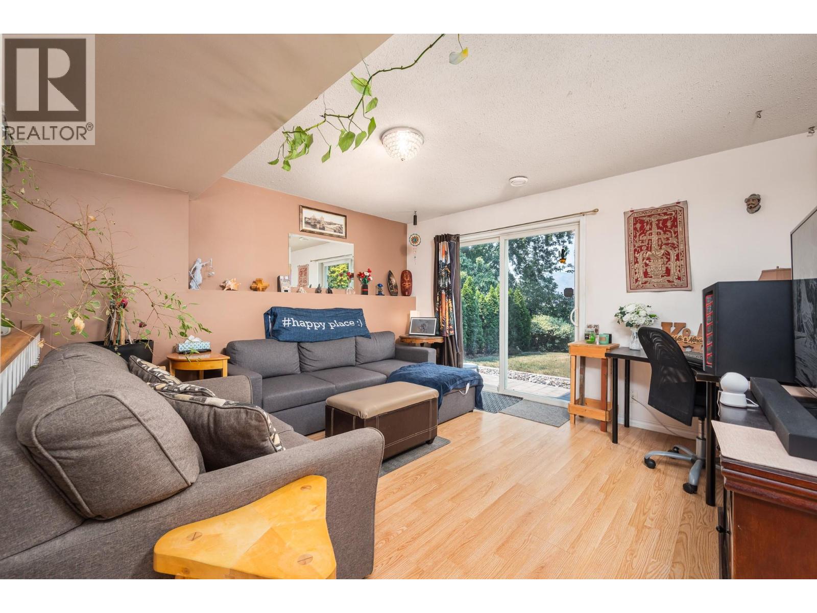 5515 Okanagan Avenue, Vernon, British Columbia  V1T 9R7 - Photo 24 - 10395977