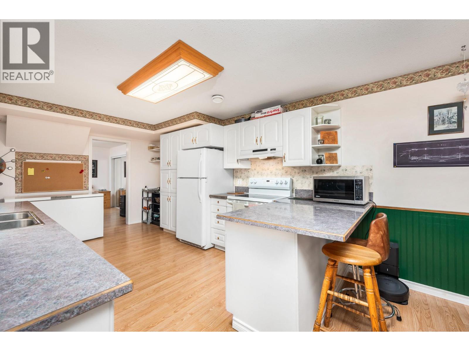 5515 Okanagan Avenue, Vernon, British Columbia  V1T 9R7 - Photo 26 - 10395977