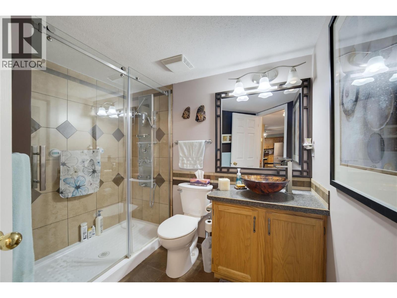 250 5th Street Se Unit# 208, Salmon Arm, British Columbia  V1E 1J8 - Photo 16 - 10395940