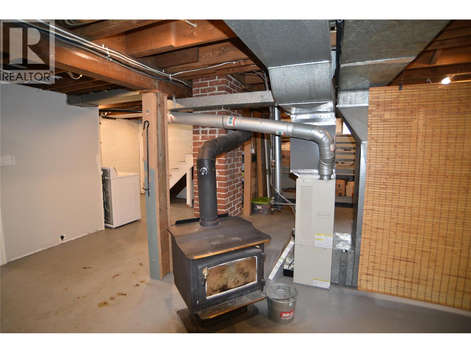 1531 Fourth Avenue, Trail, British Columbia  V1R 1S7 - Photo 24 - 10395899