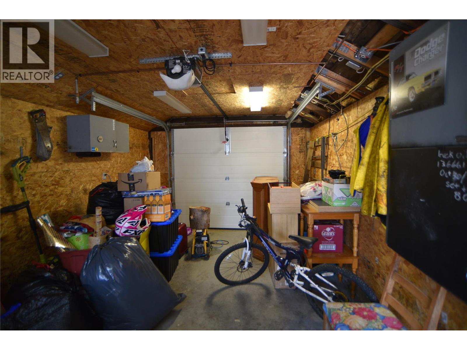 1531 Fourth Avenue, Trail, British Columbia  V1R 1S7 - Photo 28 - 10395899