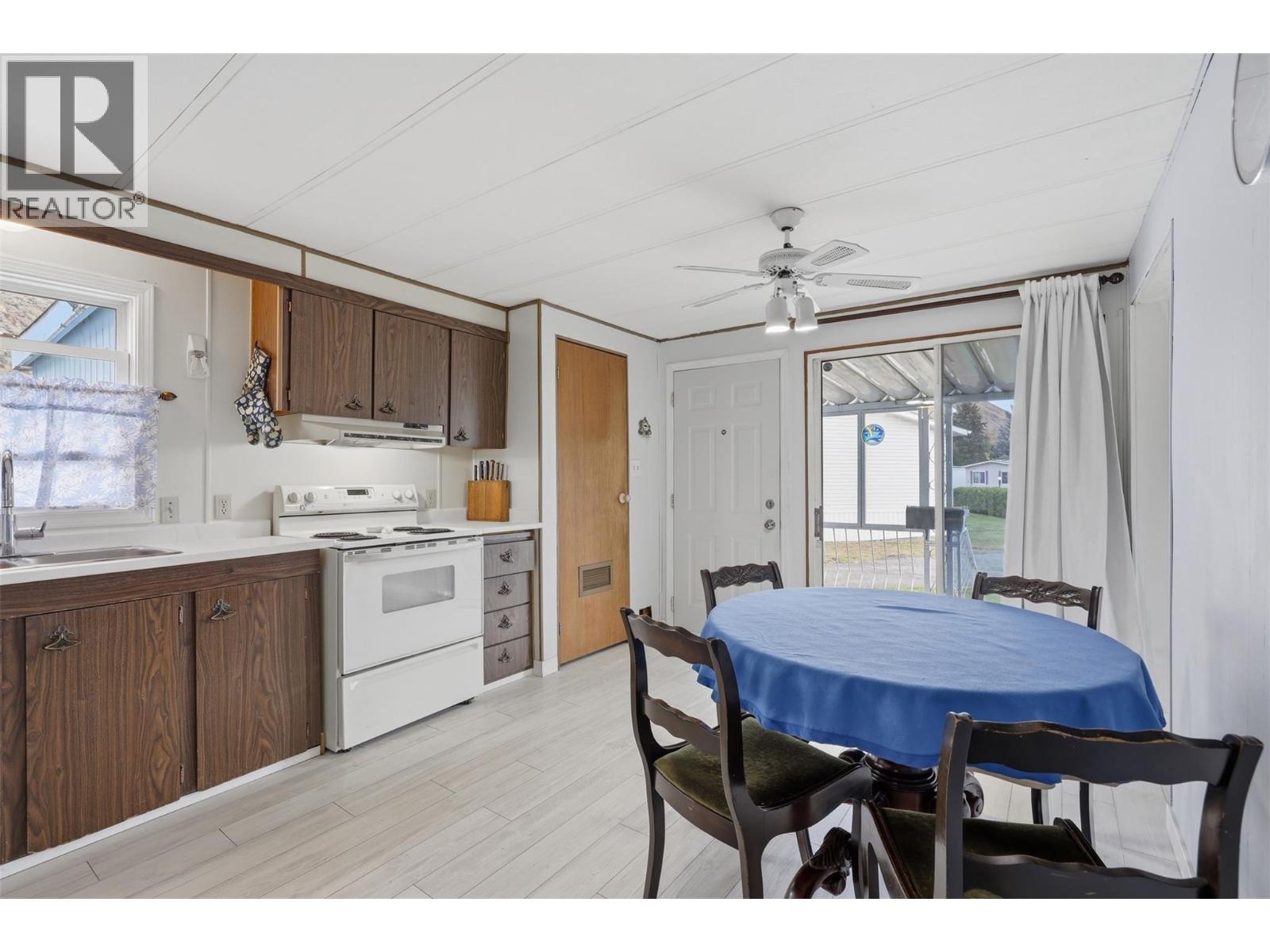 2401 Ord Road Unit# 32, Kamloops, British Columbia  V2B 7V8 - Photo 5 - 10396087