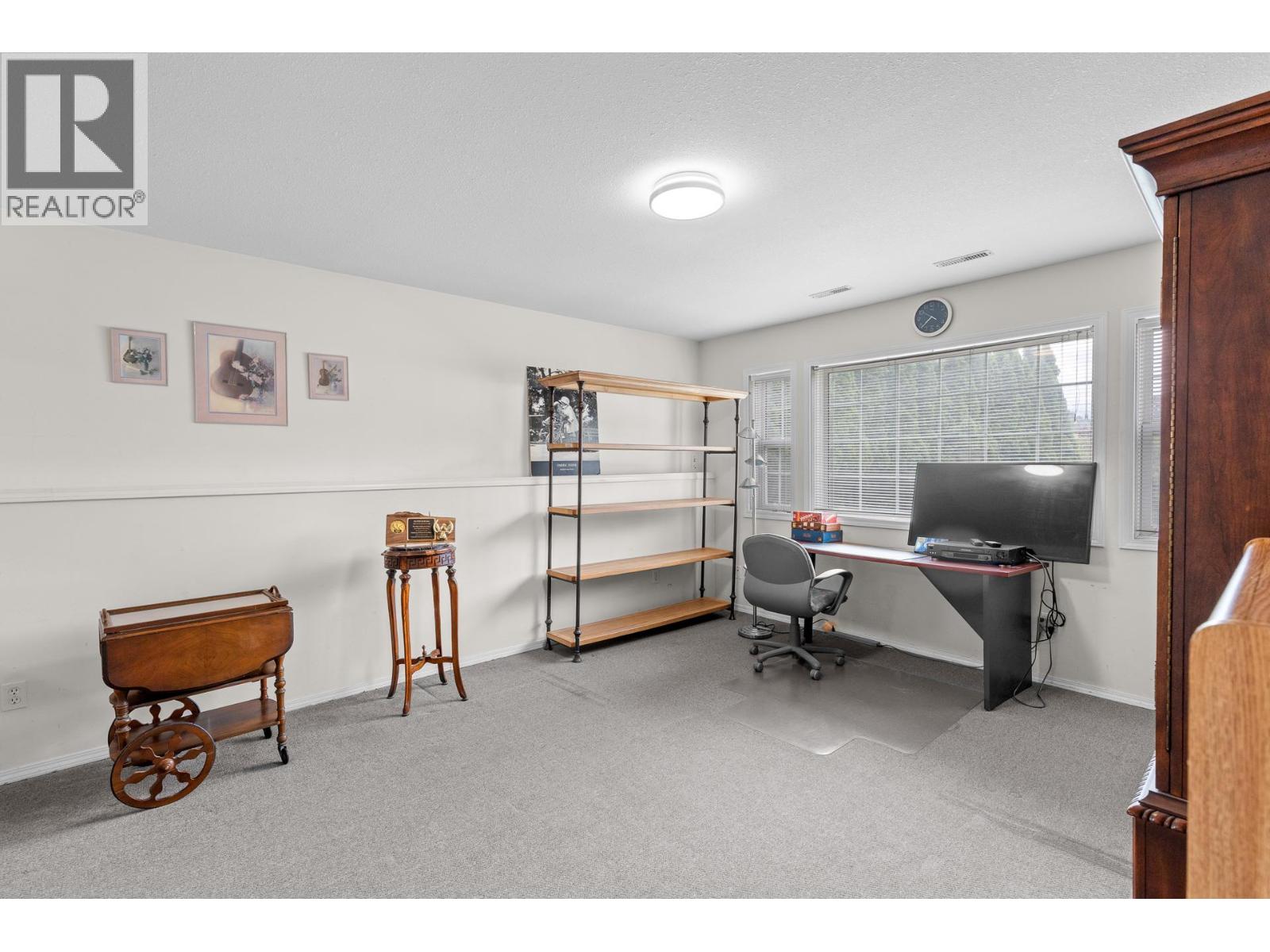 280 Cosens Court, Kelowna, British Columbia  V1V 1V2 - Photo 44 - 10396116