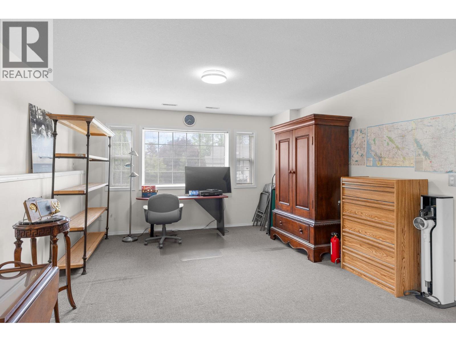 280 Cosens Court, Kelowna, British Columbia  V1V 1V2 - Photo 45 - 10396116