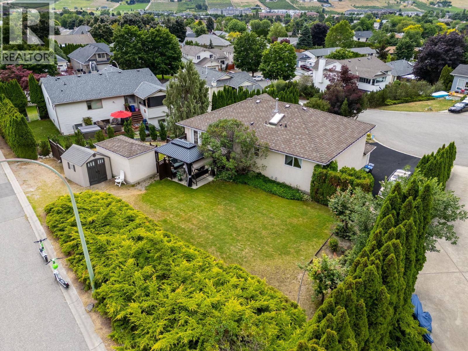 280 Cosens Court, Kelowna, British Columbia  V1V 1V2 - Photo 66 - 10396116