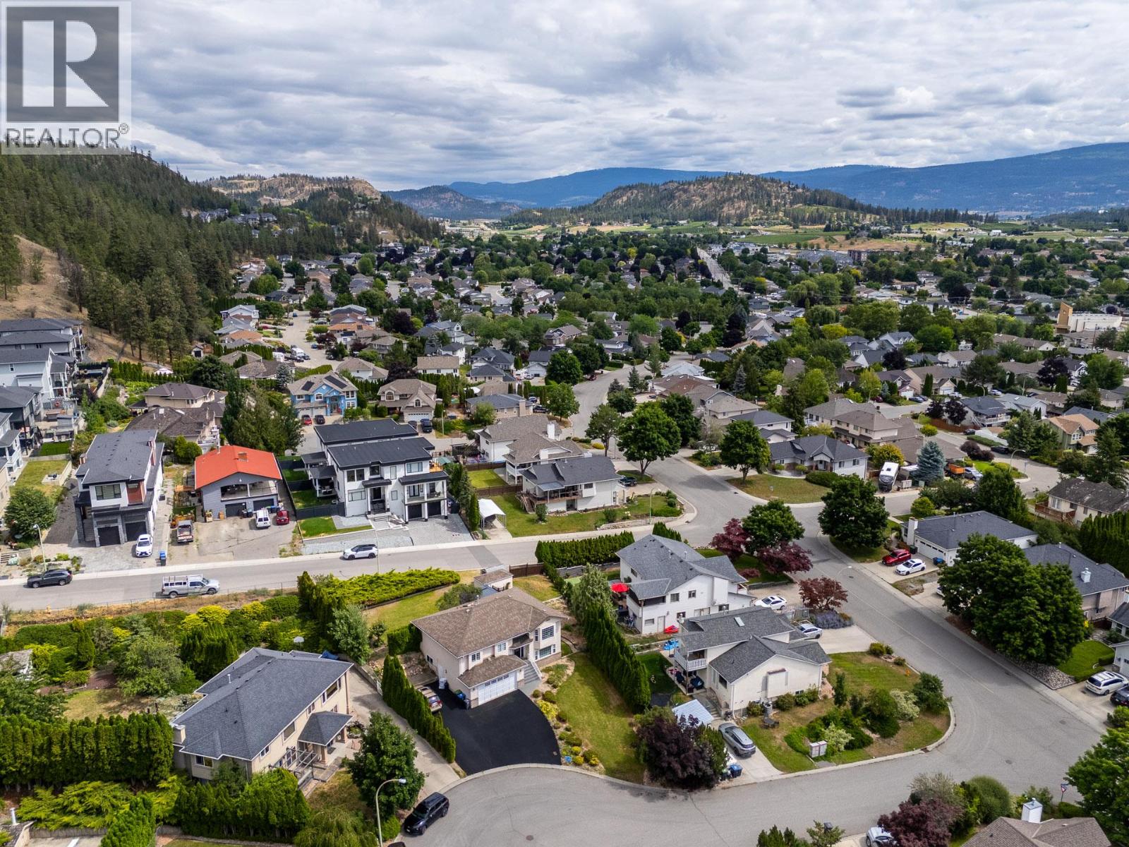 280 Cosens Court, Kelowna, British Columbia  V1V 1V2 - Photo 74 - 10396116
