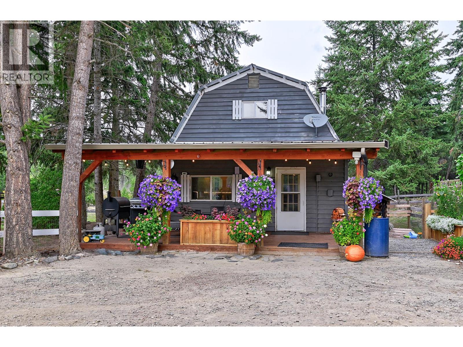 1153 Vista Point Road, Barriere, British Columbia  V0E 1E0 - Photo 1 - 10396072