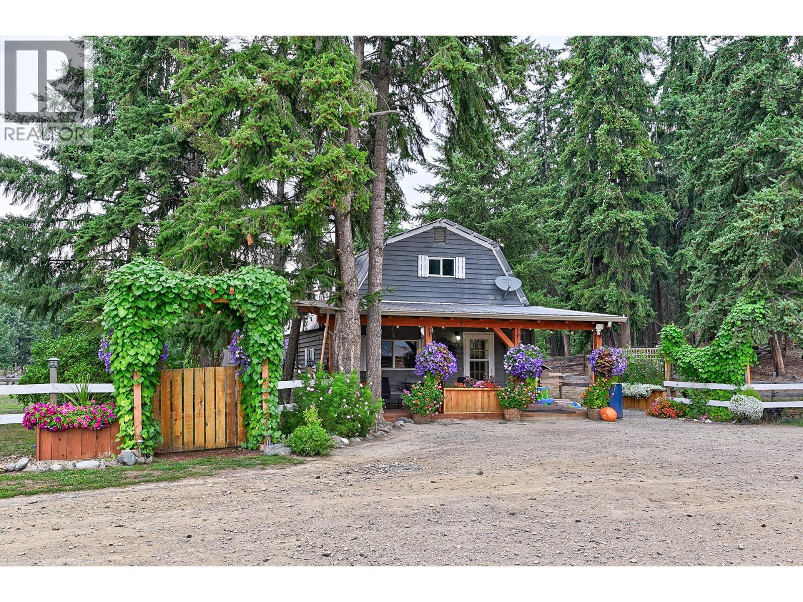 1153 Vista Point Road, Barriere, British Columbia  V0E 1E0 - Photo 2 - 10396072