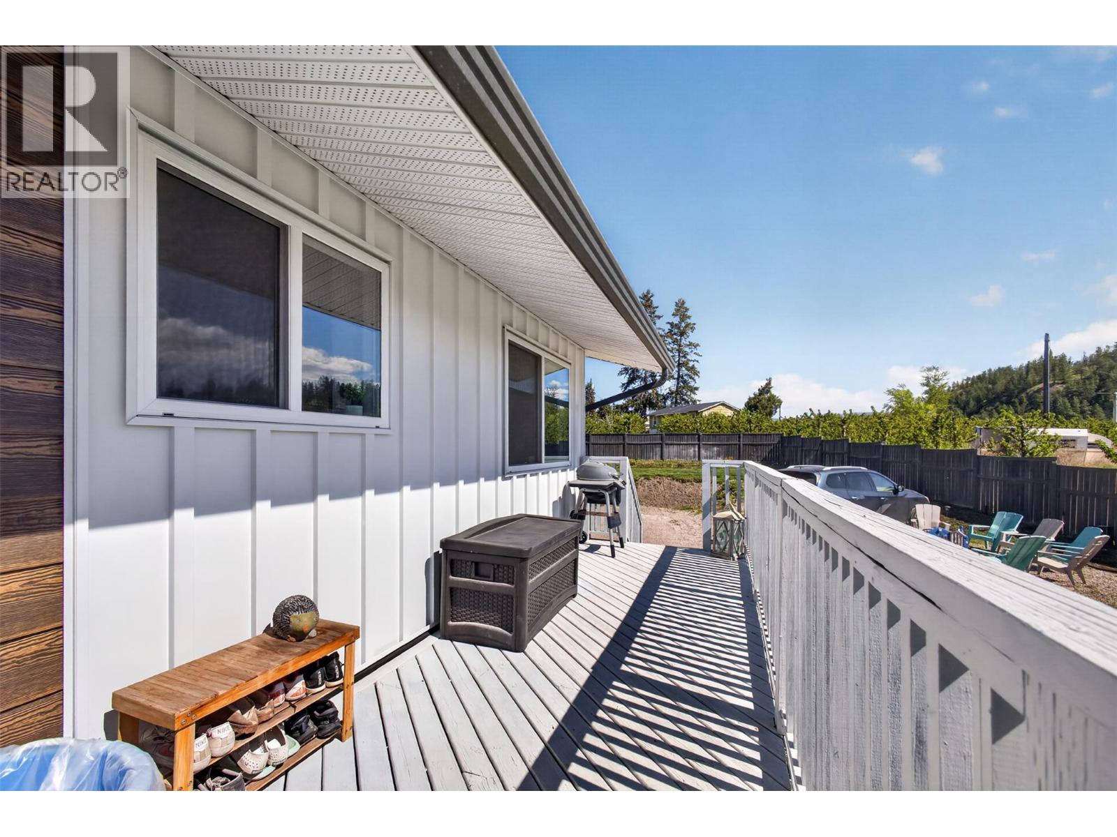 2490 Sexsmith Road, Kelowna, British Columbia  V1V 2E9 - Photo 32 - 10395455