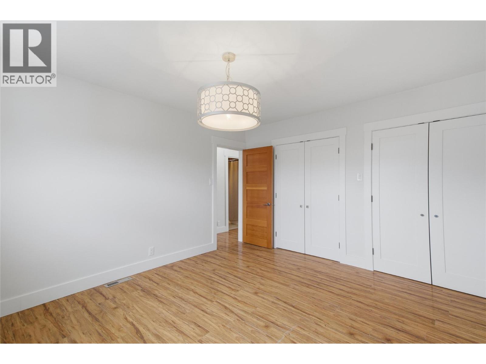 298 Juniper Avenue, Kamloops, British Columbia  V2B 1H7 - Photo 18 - 10396076