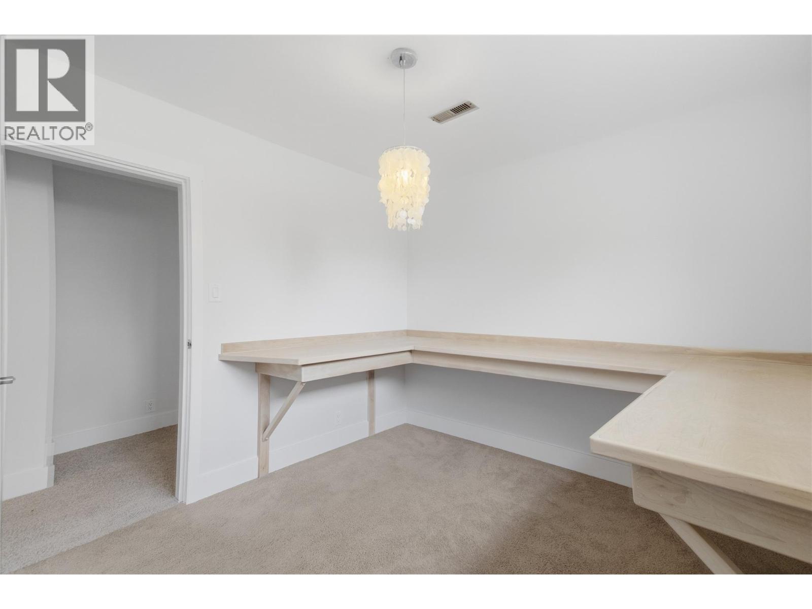 298 Juniper Avenue, Kamloops, British Columbia  V2B 1H7 - Photo 27 - 10396076