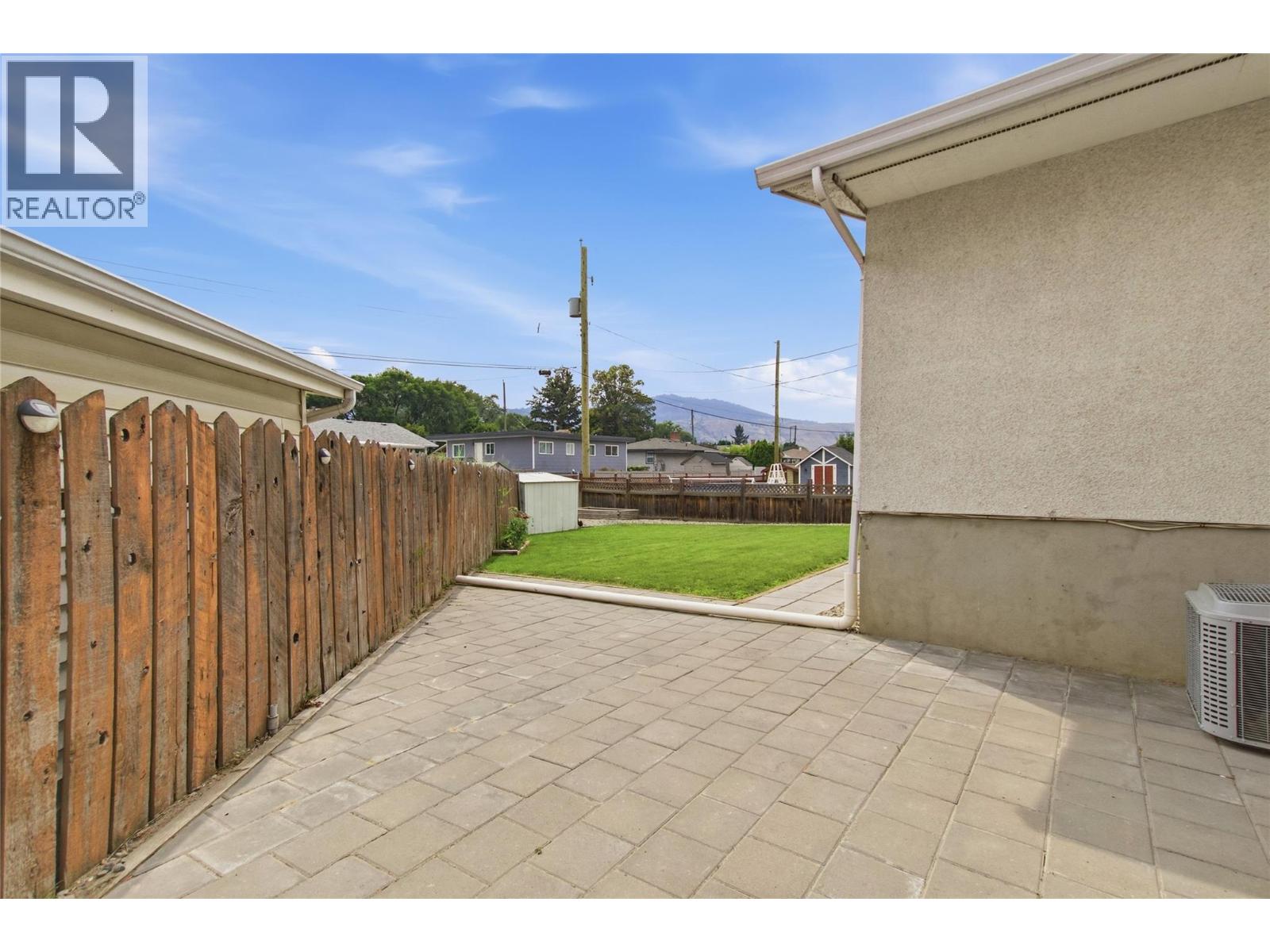 298 Juniper Avenue, Kamloops, British Columbia  V2B 1H7 - Photo 33 - 10396076