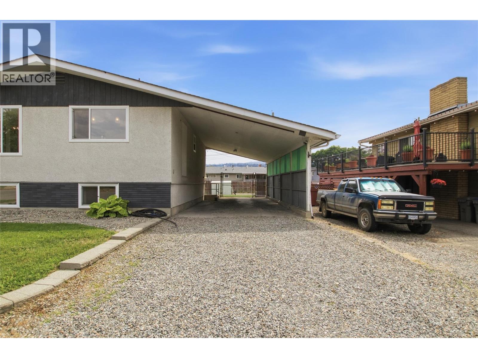 298 Juniper Avenue, Kamloops, British Columbia  V2B 1H7 - Photo 43 - 10396076