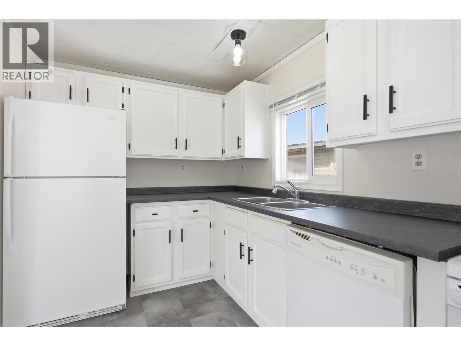 1000 Mesa Vista Court Unit# 20, Ashcroft, British Columbia  V0K 1A0 - Photo 12 - 10396025