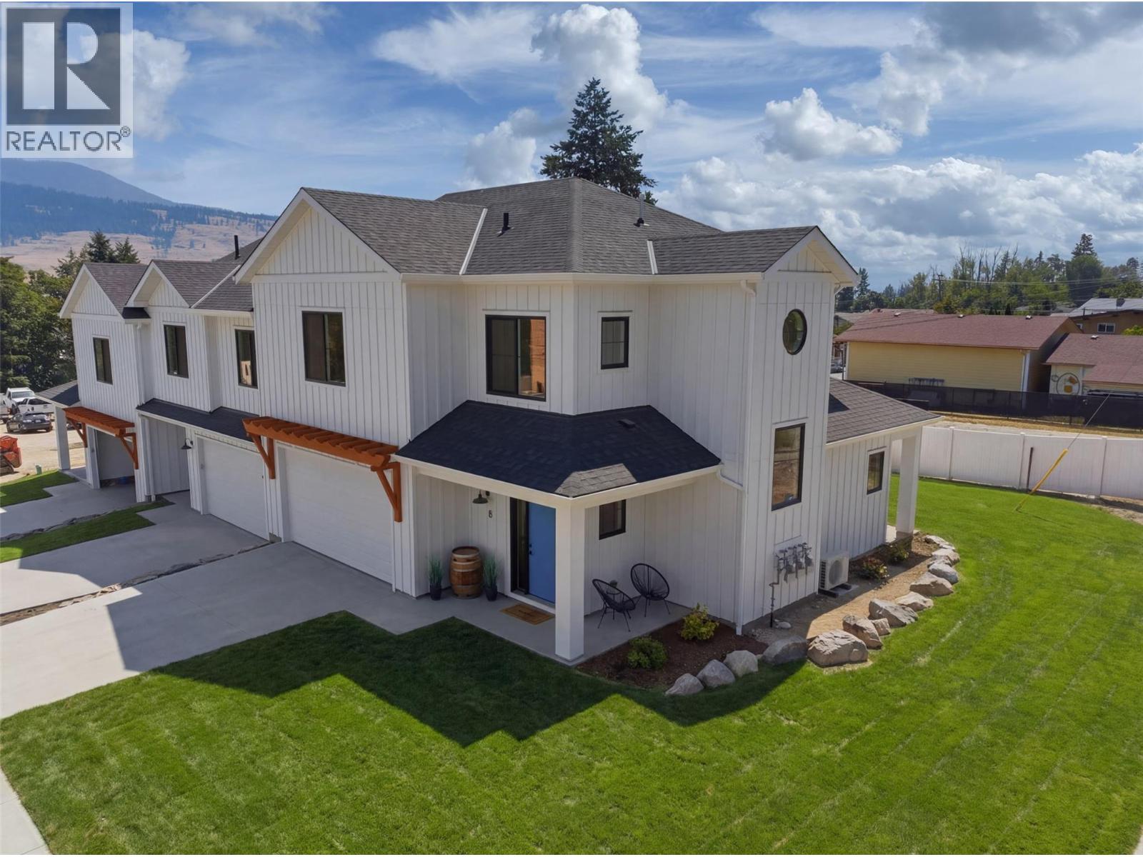 11565 Okanagan Centre Road E Unit# 8, Lake Country, British Columbia  V4V 1G4 - Photo 1 - 10396043