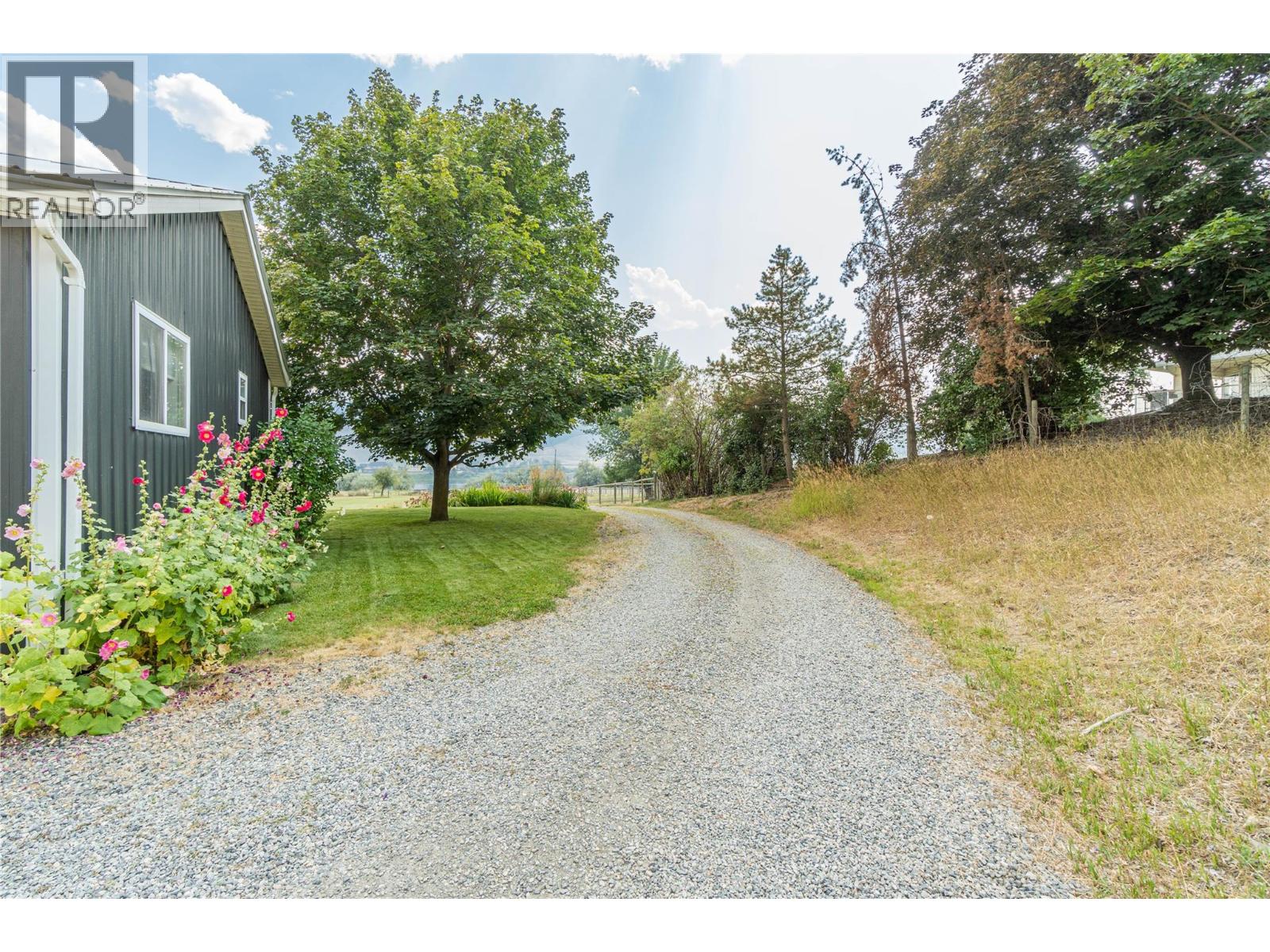 3227 Shuswap Road, Kamloops, British Columbia  V2H 1T1 - Photo 27 - 10396083