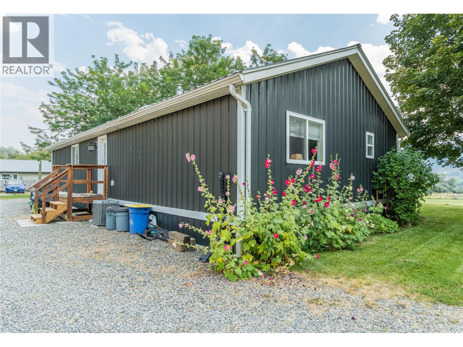 3227 Shuswap Road, Kamloops, British Columbia  V2H 1T1 - Photo 28 - 10396083